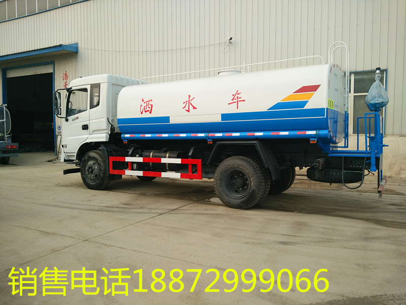東風(fēng)15噸灑水車 東風(fēng)15噸灑水車