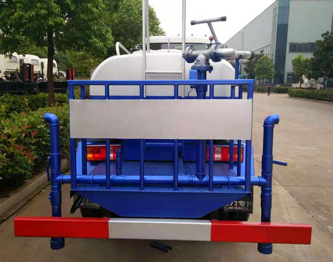 程力環衛灑水車廠家 程力環衛灑水車廠家