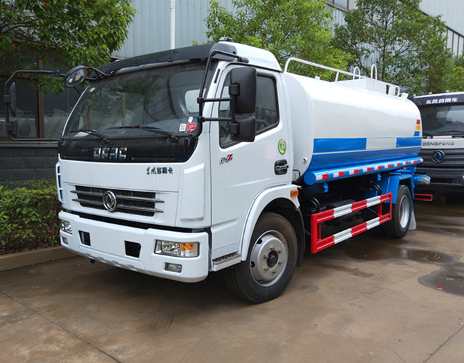 10����ˮ܇��10����ˮ܇�S��-10����ˮ܇�r�񣬖|�L(f��ng)���޹�˾