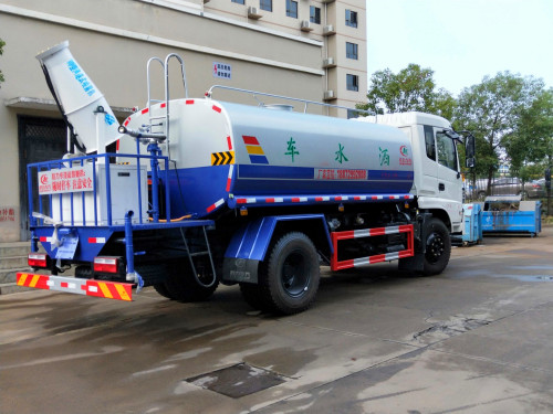 東風(fēng)灑水車專用底盤型號 東風(fēng)灑水車專用底盤型號