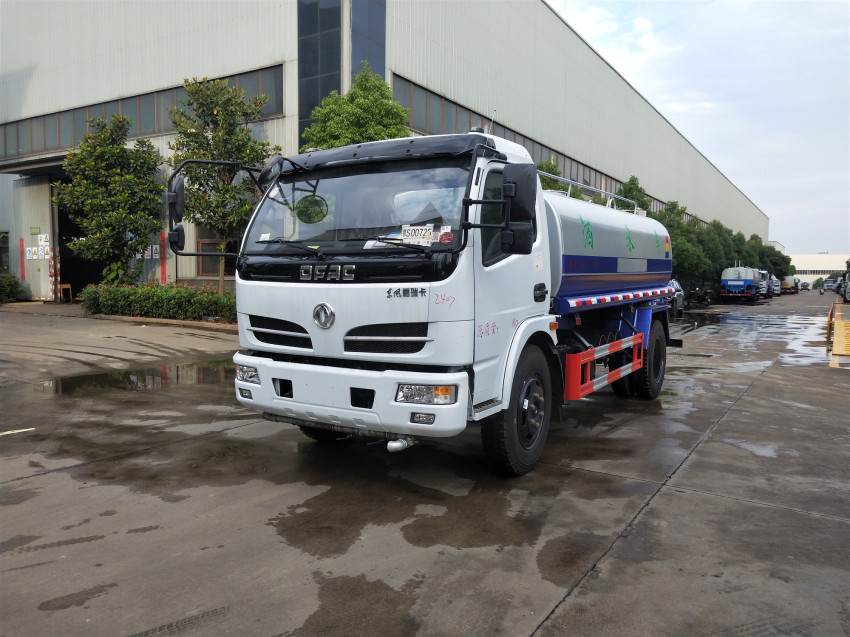 8噸東風(fēng)大多利卡-工程灑水車(chē)價(jià)格-湖北程力銷(xiāo)售總部 8噸東風(fēng)大多利卡-工程灑水車(chē)價(jià)格-湖北程力銷(xiāo)售總部