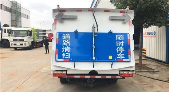 洗掃車(chē) 洗掃車(chē)