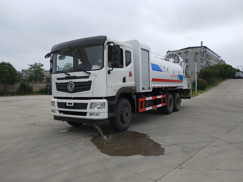 灑水車水罐無縫焊接技術-湖北灑水車生產廠家 灑水車水罐無縫焊接技術-湖北灑水車生產廠家