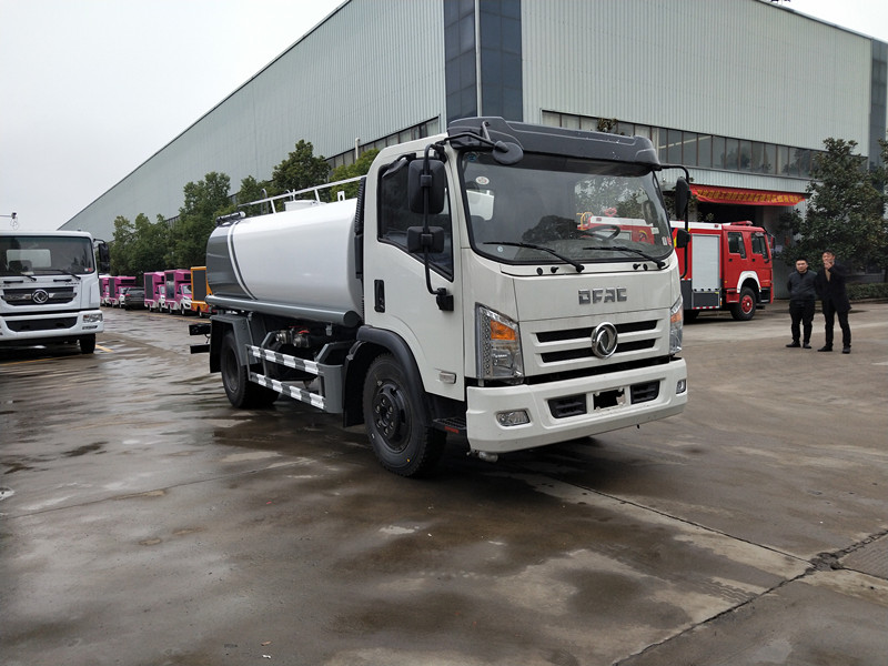 �|�L(f��ng)8����ˮ܇-�|�L(f��ng)8������ˮ܇�r���r-8����ˮ܇�S��ֱ�N