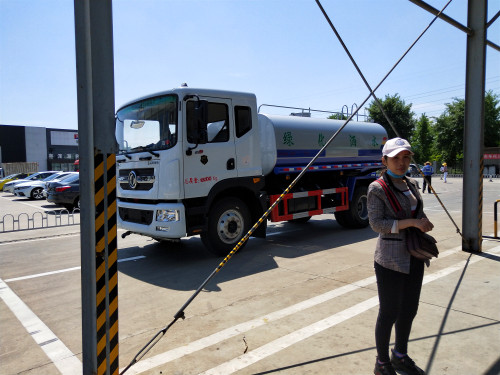 張家界市灑水車價(jià)格報(bào)價(jià)-張家界市灑水車廠家報(bào)價(jià)-張家界市灑水車銷售公司 張家界市灑水車價(jià)格報(bào)價(jià)-張家界市灑水車廠家報(bào)價(jià)-張家界市灑水車銷售公司