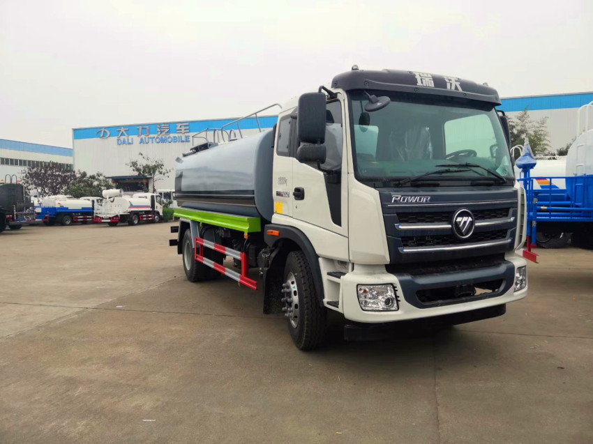 程力福田15噸灑水車價格太劃算了 看重趕快下手-湖北程力 程力福田15噸灑水車價格太劃算了 看重趕快下手-湖北程力