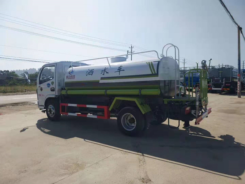 國六東風多利卡5噸灑水車 國六東風多利卡5噸灑水車