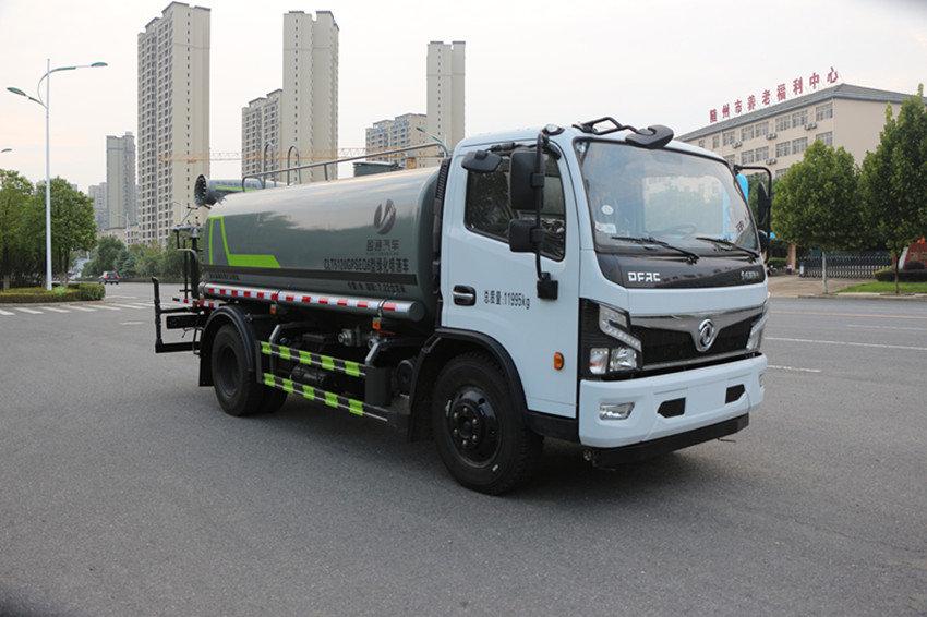 8噸灑水車 8噸灑水車
