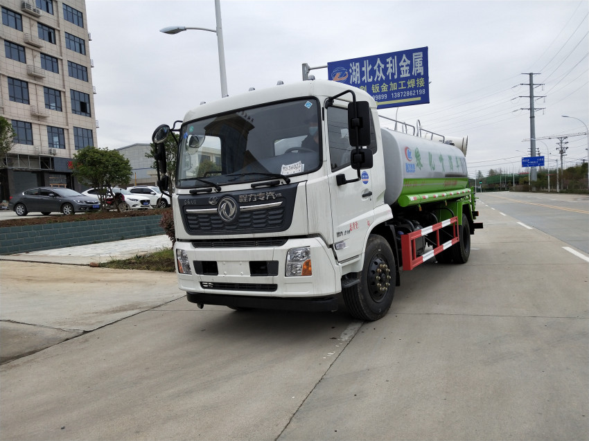 東風(fēng)專(zhuān)底12方霧炮車(chē)-灑水車(chē)用于工廠降塵-湖北程力 東風(fēng)專(zhuān)底12方霧炮車(chē)-灑水車(chē)用于工廠降塵-湖北程力