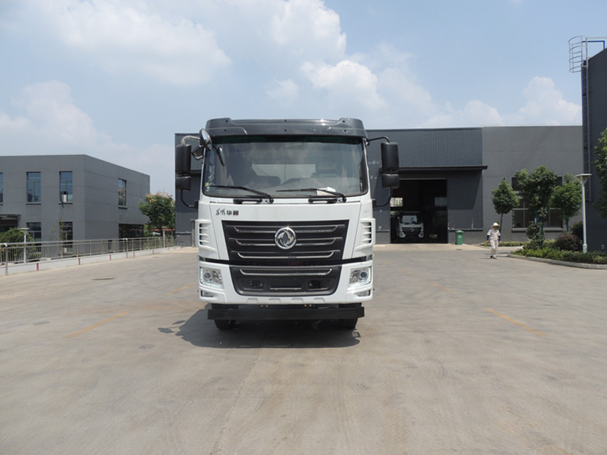 12方灑水車 12方灑水車