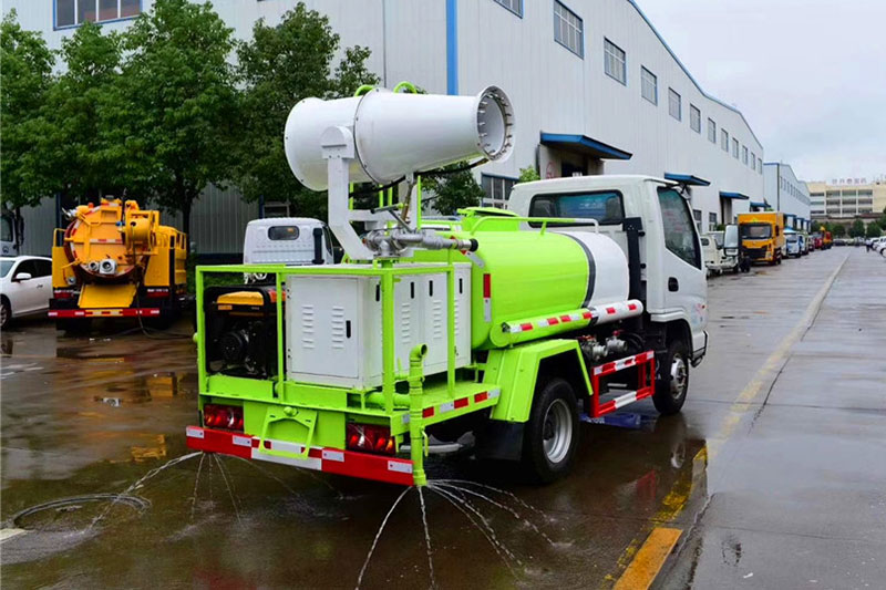 凱馬抑塵灑水車