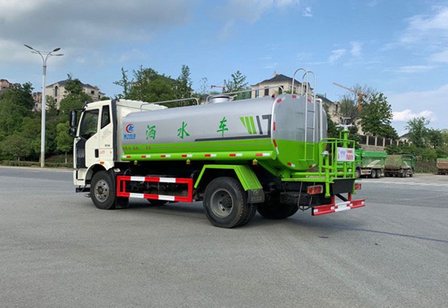 һ�����12����(gu��)����ˮ܇(ch��)�DƬ����D